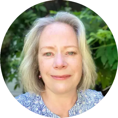 Esther Scott | Team Member at Venue360